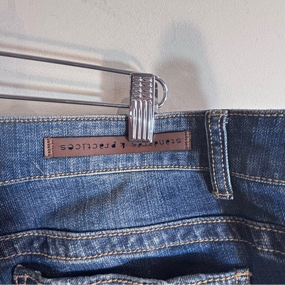 STANDARD & PRACTICES Sz 18 Relaxed Straight Leg Washout Look Mid Wash Jeans - Picture 11 of 13